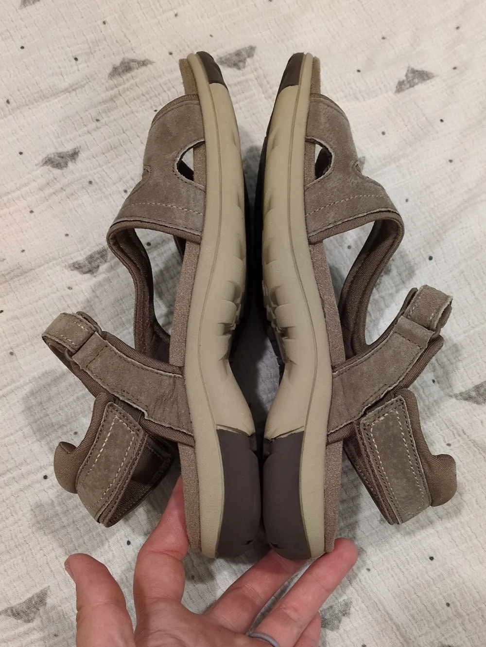 ❤️🩴🤎Dr. Scholl's Taupe Suede Adjustable Strap Sandals Women's size 8.5 M❤️🩴🤎